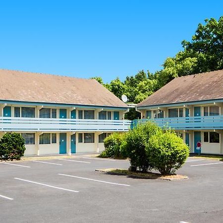 Hotel Campanile Melun Sud - Dammarie Les Lys Zewnętrze zdjęcie